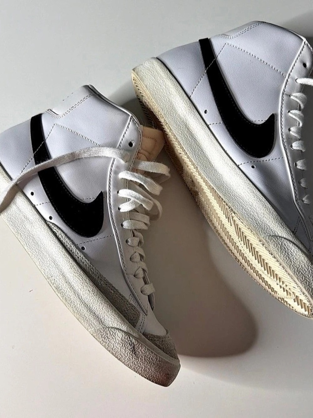 Nike Blazer Mid '77 Vintage White Black Sneakers US 8.0